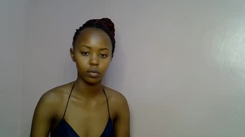 Snapshot of tinybarbie_ chatting on October 2025 06:15:01 AM Barbie online show from October 2025 06:15:01 AM