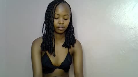 Snapshot of tinybarbie_ chatting on November 2025 06:48:01 AM Barbie online show from November 2025 06:48:01 AM