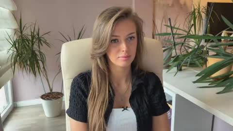 Mona online show from May 2026 11:28:01 AM