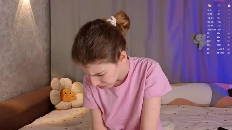 Amy  online show from April 2026 07:55:01 PM