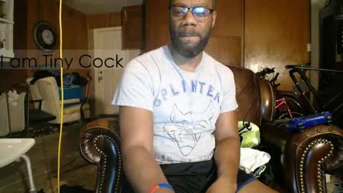 tinycock_1979 online show from April 2026 04:57:01 AM