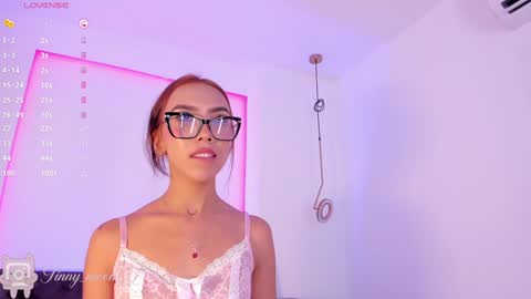 Luna  online show from December 2024 04:49:01 PM