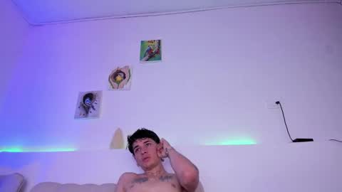 Luna  online show from February 2026 09:22:02 PM