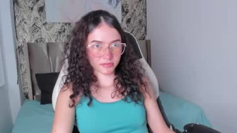 tinysophi online show from July 2026 02:45:02 PM