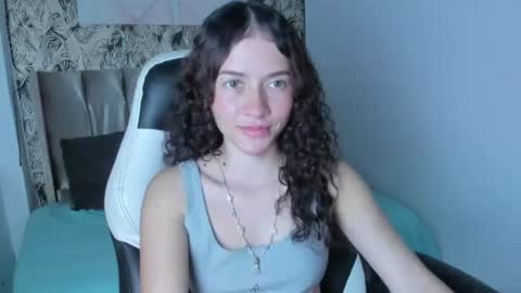 tinysophi online show from July 2026 03:19:02 PM