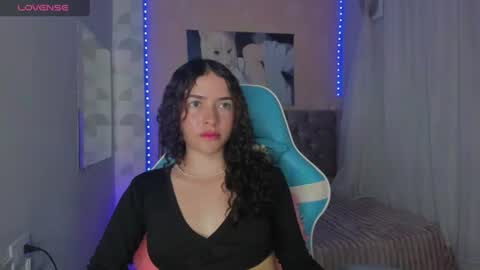 tinysophi online show from July 2026 02:09:01 PM