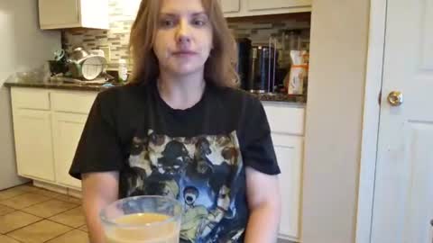 Snapshot of tinywithtiddies chatting on October 2025 01:34:02 PM tinywithtiddies online show from October 2025 01:34:02 PM