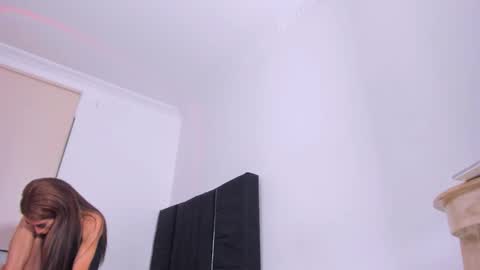 Snapshot of tinyyourmomys chatting on September 2025 07:01:01 AM tinyyourmomys online show from September 2025 07:01:01 AM