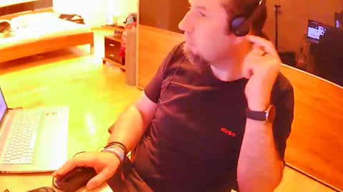 Tirolerboy27 online show from October 2025 08:35:01 AM