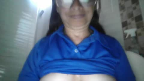 Ester online show from January 2025 10:54:02 PM