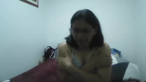 Ester online show from October 2025 11:06:02 PM