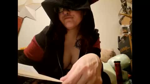 Snapshot of tittyqueen95 chatting on March 2025 05:46:01 AM tittyqueen95 online show from March 2025 05:46:01 AM