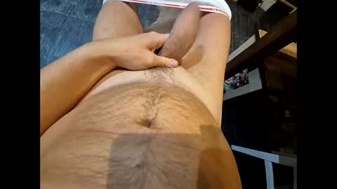 Snapshot of toadinhole chatting on September 2025 11:17:02 PM Toady online show from September 2025 11:17:02 PM