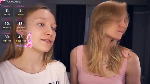 Snapshot of tobicovitt chatting on October 2025 06:13:02 AM Mary online show from October 2025 06:13:02 AM