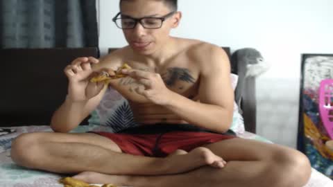 Snapshot of tobicraig chatting on February 2026 01:15:01 AM Andres Independent Model online show from February 2026 01:15:01 AM