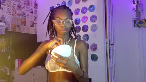 Athena Fantasy online show from December 2024 09:43:02 PM