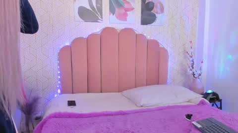 Tokyo  online show from December 2024 03:47:02 AM