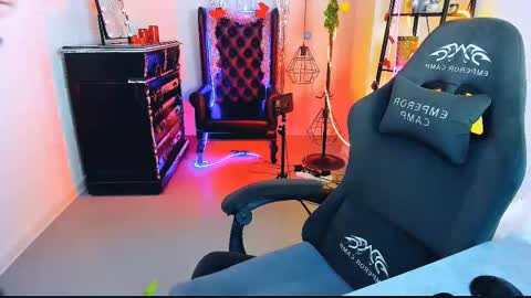 Tolli Moll online show from December 2024 09:17:02 AM