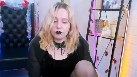 Tolli Moll online show from January 2025 08:13:02 AM