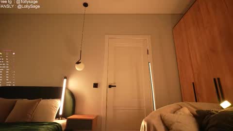 Snapshot of tollysage chatting on September 2025 01:17:02 AM Sage. TG channel online show from September 2025 01:17:02 AM