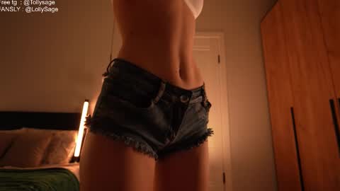 Snapshot of tollysage chatting on September 2025 03:22:01 AM Sage. TG channel online show from September 2025 03:22:01 AM