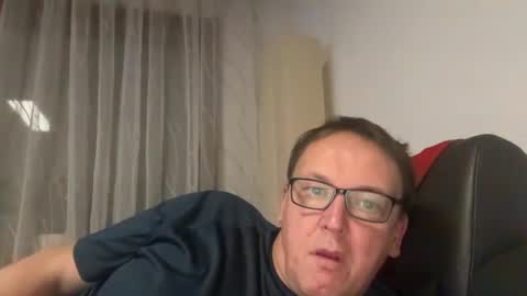 Snapshot of tom6644 chatting on January 2025 06:35:01 PM Tom online show from January 2025 06:35:01 PM