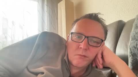 Snapshot of tom6644 chatting on February 2025 03:08:02 PM Tom online show from February 2025 03:08:02 PM