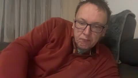 Snapshot of tom6644 chatting on December 2025 07:14:02 AM Tom online show from December 2025 07:14:02 AM