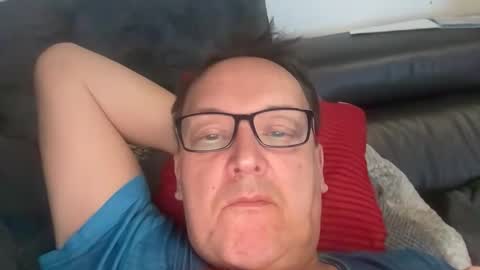 Tom online show from February 2026 09:44:01 PM