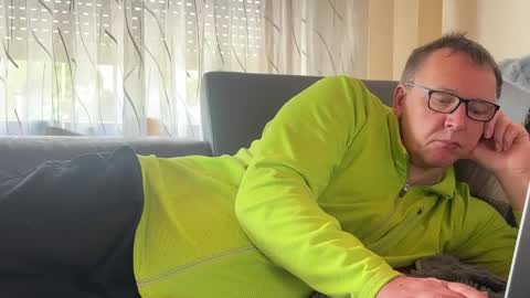 Tom online show from April 2026 08:07:02 AM