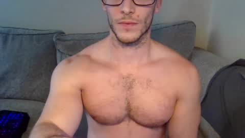 tom90ukx online show from February 2025 01:54:01 PM