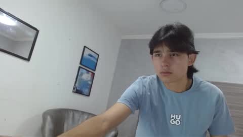 tom_0002 online show from October 2025 07:53:02 PM