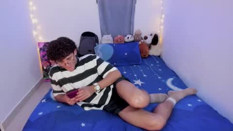 Tom Blue online show from March 2026 01:56:02 AM