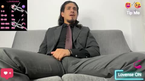 TOM online show from October 2025 06:19:02 PM