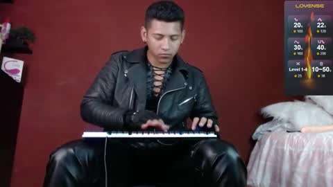 Tom online show from February 2025 11:10:02 PM