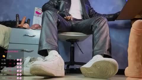 Tom online show from February 2026 05:23:02 PM