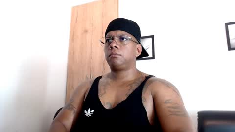 Snapshot of tom_miller chatting on February 2025 06:28:01 AM Tom Miller online show from February 2025 06:28:01 AM