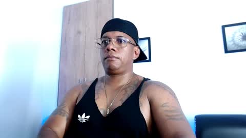 Snapshot of tom_miller chatting on February 2025 08:53:02 AM Tom Miller online show from February 2025 08:53:02 AM