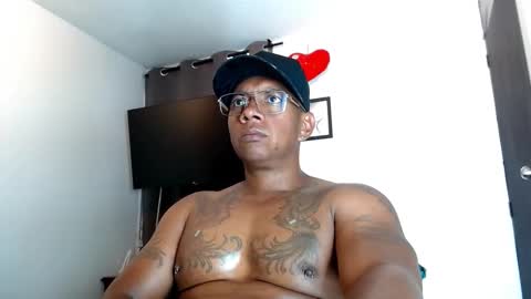 Snapshot of tom_miller chatting on September 2025 06:55:02 PM Tom Miller online show from September 2025 06:55:02 PM