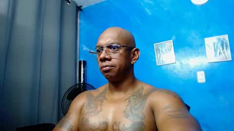 Snapshot of tom_miller chatting on February 2026 07:18:01 PM Tom Miller online show from February 2026 07:18:01 PM