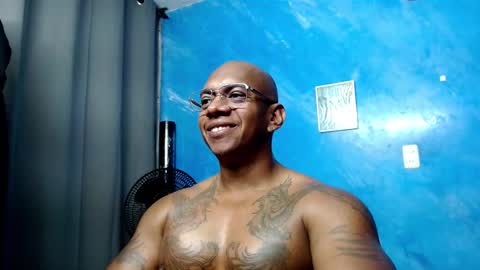 Snapshot of tom_miller chatting on February 2026 09:19:01 PM Tom Miller online show from February 2026 09:19:01 PM