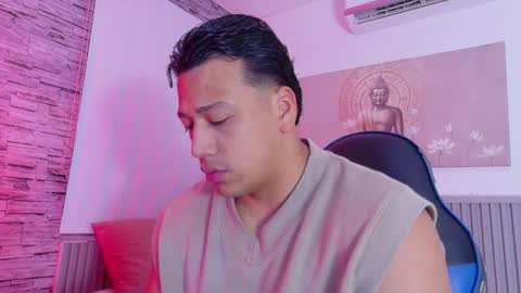 Tom muscle1 online show from March 2026 11:57:01 AM