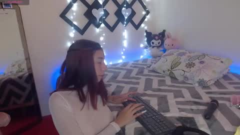 Snapshot of tom_natasha chatting on January 2025 07:39:01 PM Tom natasha online show from January 2025 07:39:01 PM