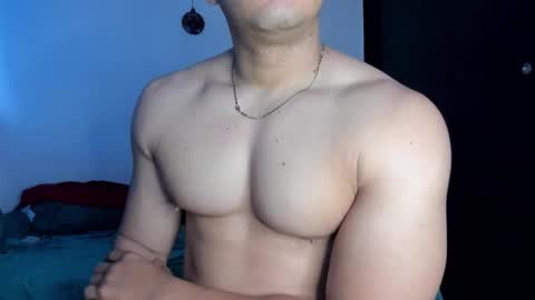 Snapshot of tom_sin_ chatting on October 2025 11:07:01 AM Tom Sin online show from October 2025 11:07:01 AM