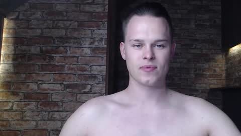 Tom online show from November 2025 02:52:02 PM