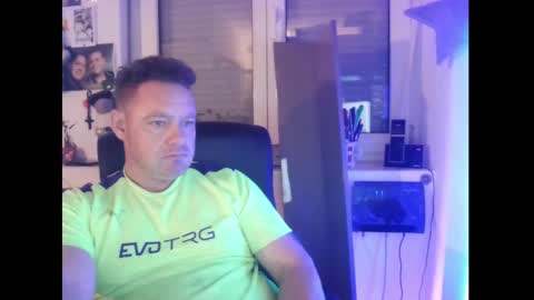 tomame_ online show from December 2024 07:04:01 AM