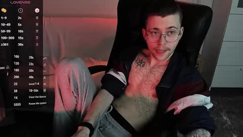 tomas_norton online show from April 2026 08:24:02 PM