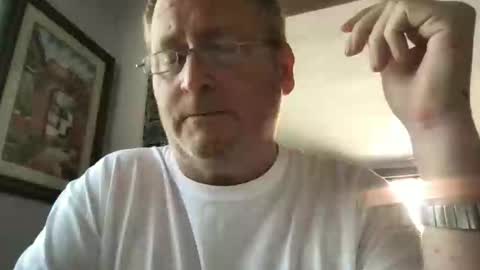 Snapshot of tomascausa chatting on December 2024 07:04:02 PM Hola online show from December 2024 07:04:02 PM