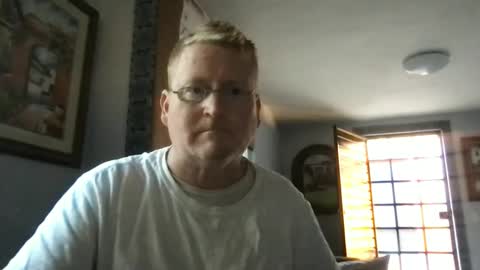 Snapshot of tomascausa chatting on December 2024 11:17:01 PM Hola online show from December 2024 11:17:01 PM