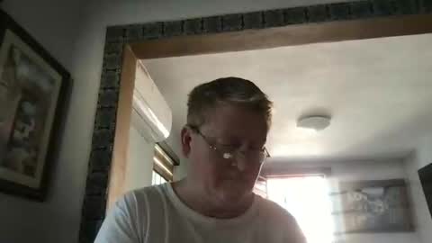 Snapshot of tomascausa chatting on January 2025 06:39:01 PM Hola online show from January 2025 06:39:01 PM